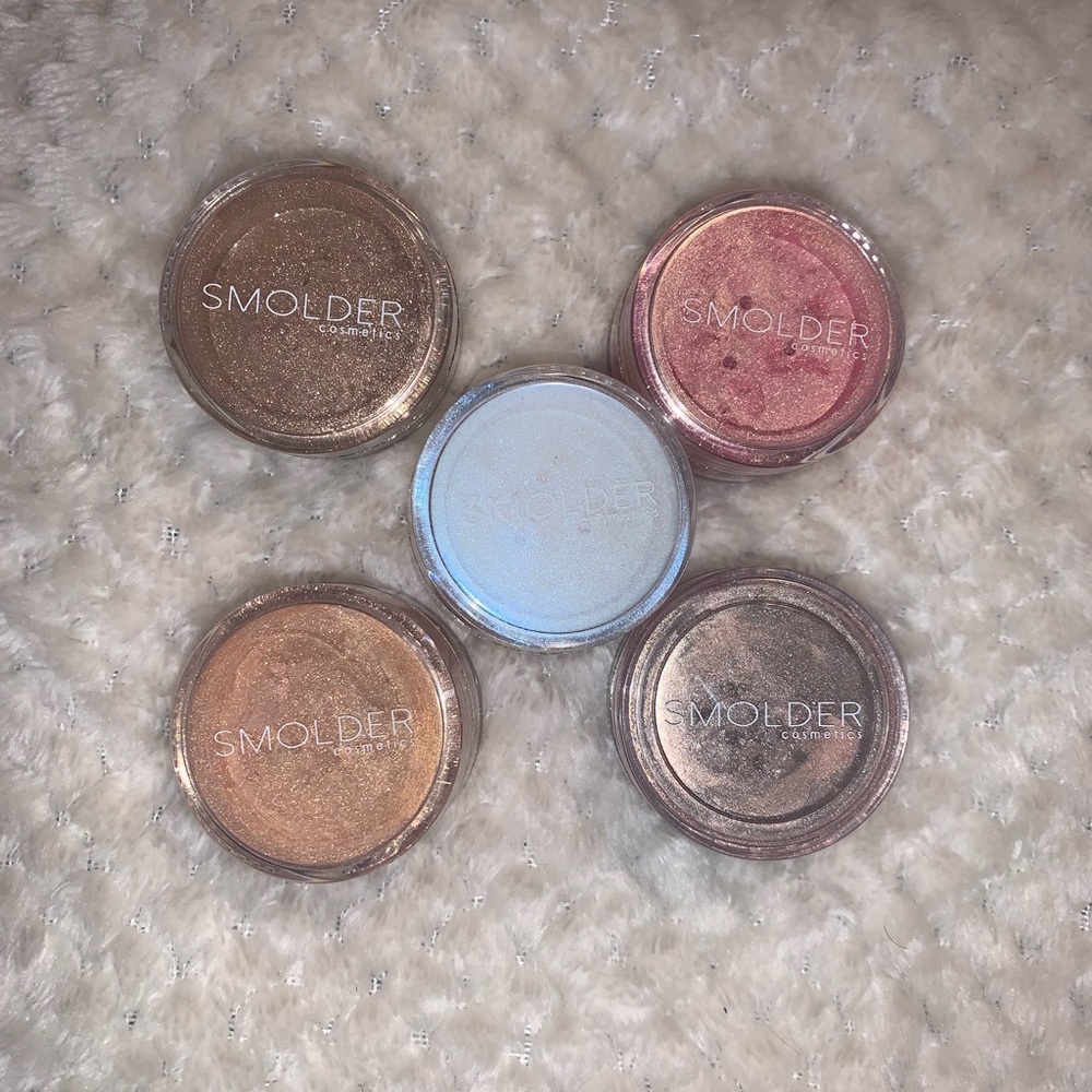 5 Smolder Cosmetics Glam Dust